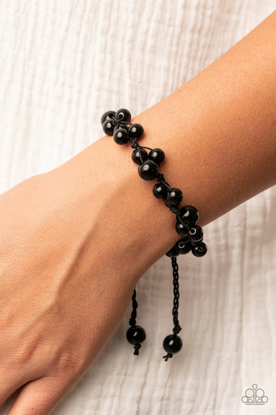 Paparazzi Vintage Versatility - Black Bracelet