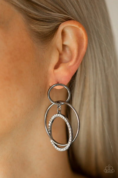 Paparazzi Metro Bliss - Black Post Earrings