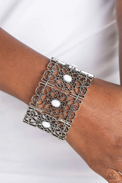 Paparazzi Fairest Filigree - White Bracelet