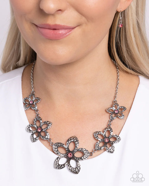 Paparazzi Faithful Florals - Pink Necklace