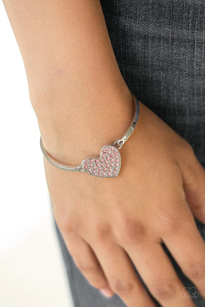 Paparazzi Heart-Stopping Shimmer - Pink Bracelet