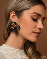 Paparazzi Wonderland Wallflower - Black Post Earrings