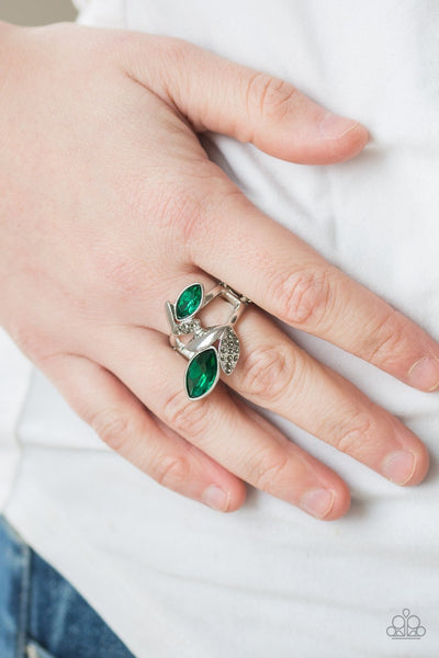 Paparazzi Flawless Foliage - Green Ring