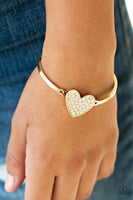 Paparazzi Heart-Stopping Shimmer - Gold Bracelet