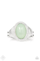 Paparazzi Mystically Malibu - Green Ring