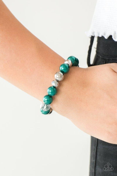 Paparazzi Very VIP - Green Bracelet